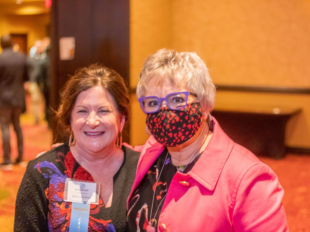 Melissa Isenburg Tremper, Julie Kubsch
